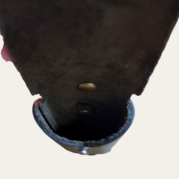 Handmade Black Leather Knife Sheath - Picture 5 of 5